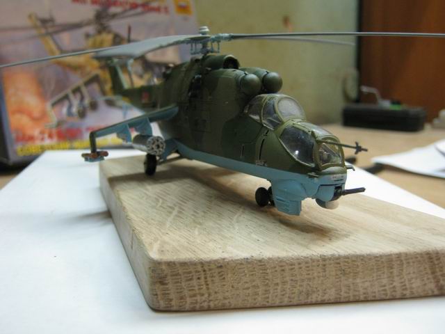 Модель вертолета Ми-24