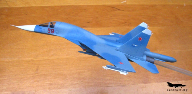 Модель самолета Су-34