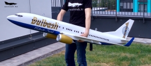Модель Boeing 737-800 длиной 2 метра